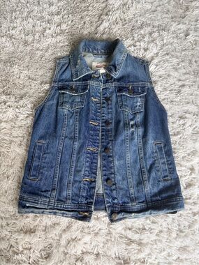 Mossimo Distressed Denim Vest Small Sleeveless Jean Jacket Target